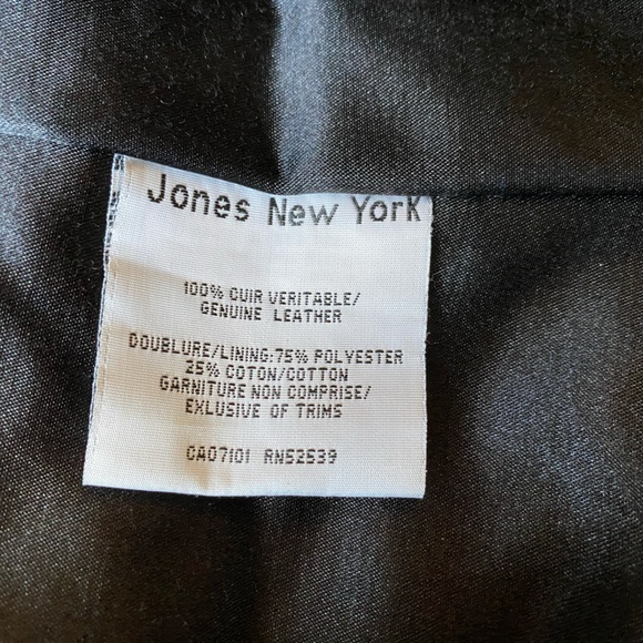 Jones New York 100% Genuine Leather Jacket - Picture 4 of 8
